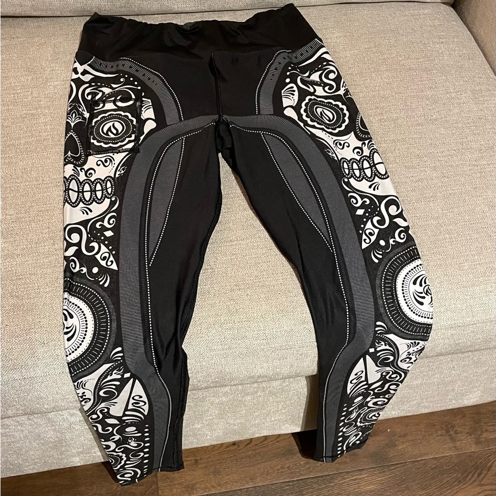 INKnBURN Black and White Skull Leggings